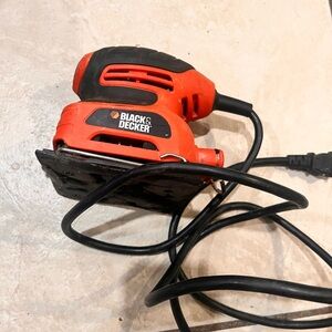 BLACK+DECKER 1/4 Sheet Orbital Sander